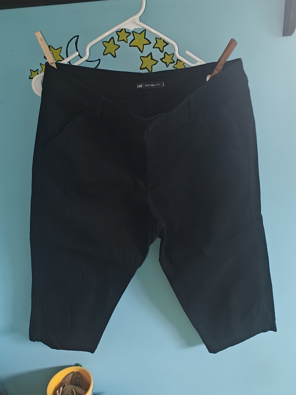 Lee Natural Fit Black Capris Size 12